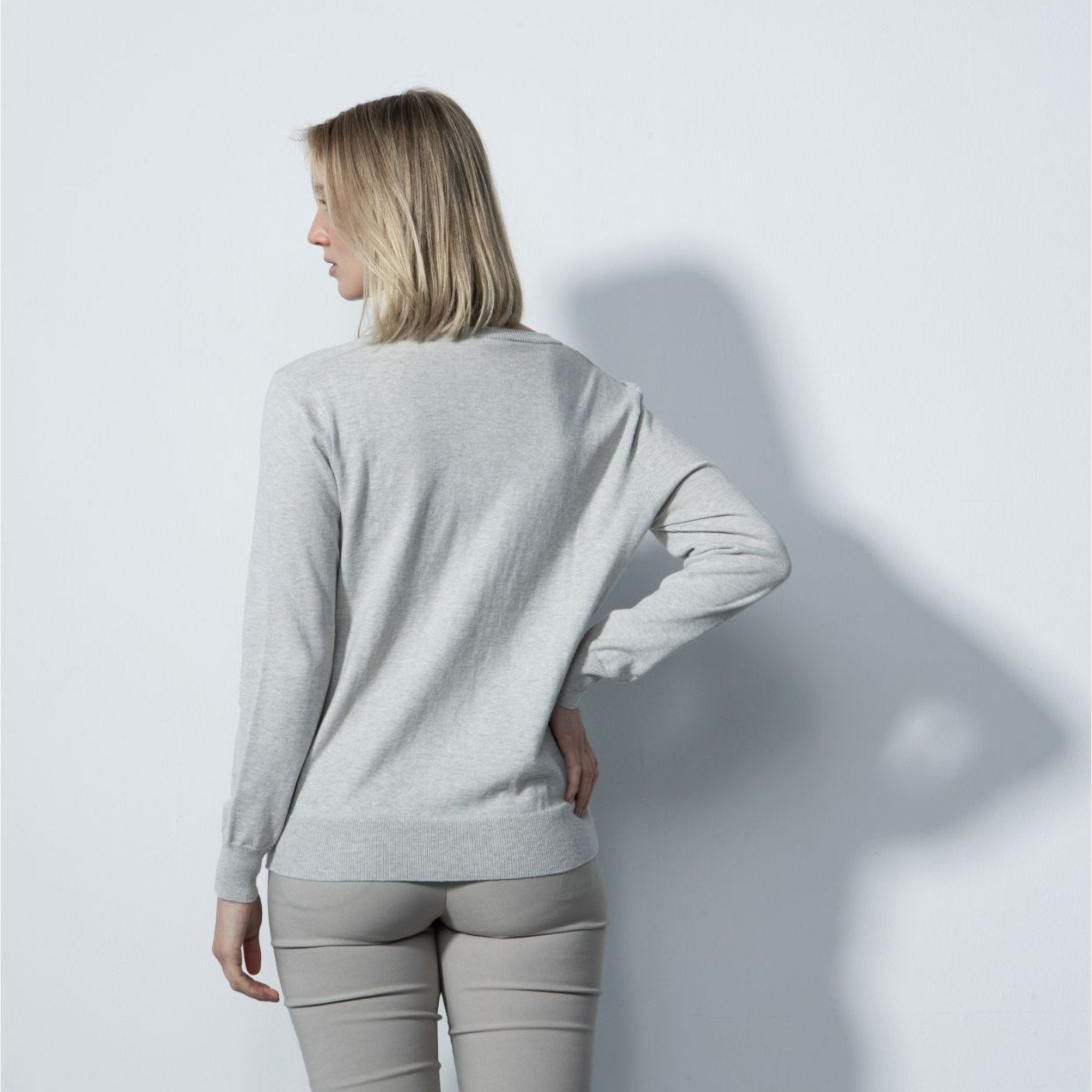 Bolzano Pearl Gray V-Neck Knit Sweater - Fairway Fittings