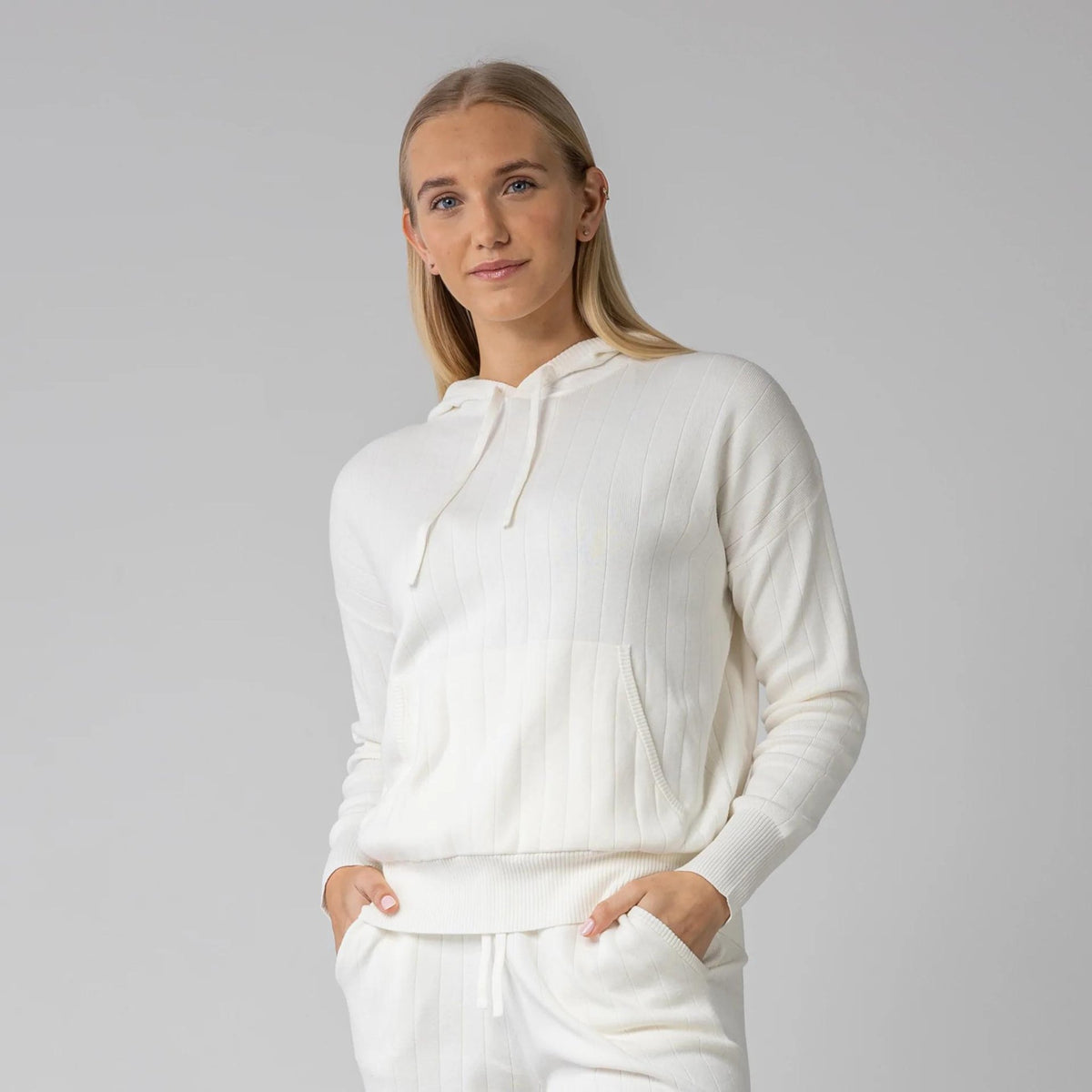 Verve - Levelwear | Fairway Fittings - Women's Golf & Athleisure Wear Boutique.